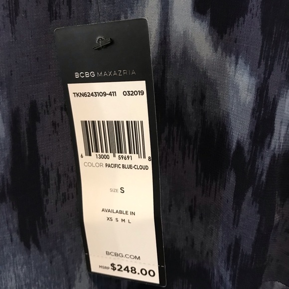 BCBG Maxazria Crepe Lined Dress - Picture 3 of 8